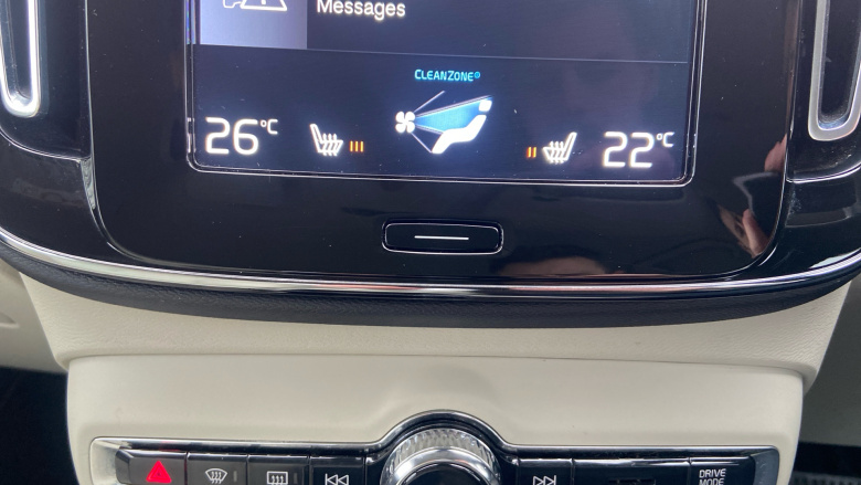 Volvo Xc40 1.5 T5 Recharge PHEV Inscription Pro 5dr Auto Estate